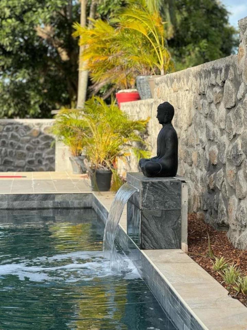 Le Beau Vallon 1- Jacuzzi Privatif Et Piscine Chauffee Partagee Saint-Benoît 외부 사진
